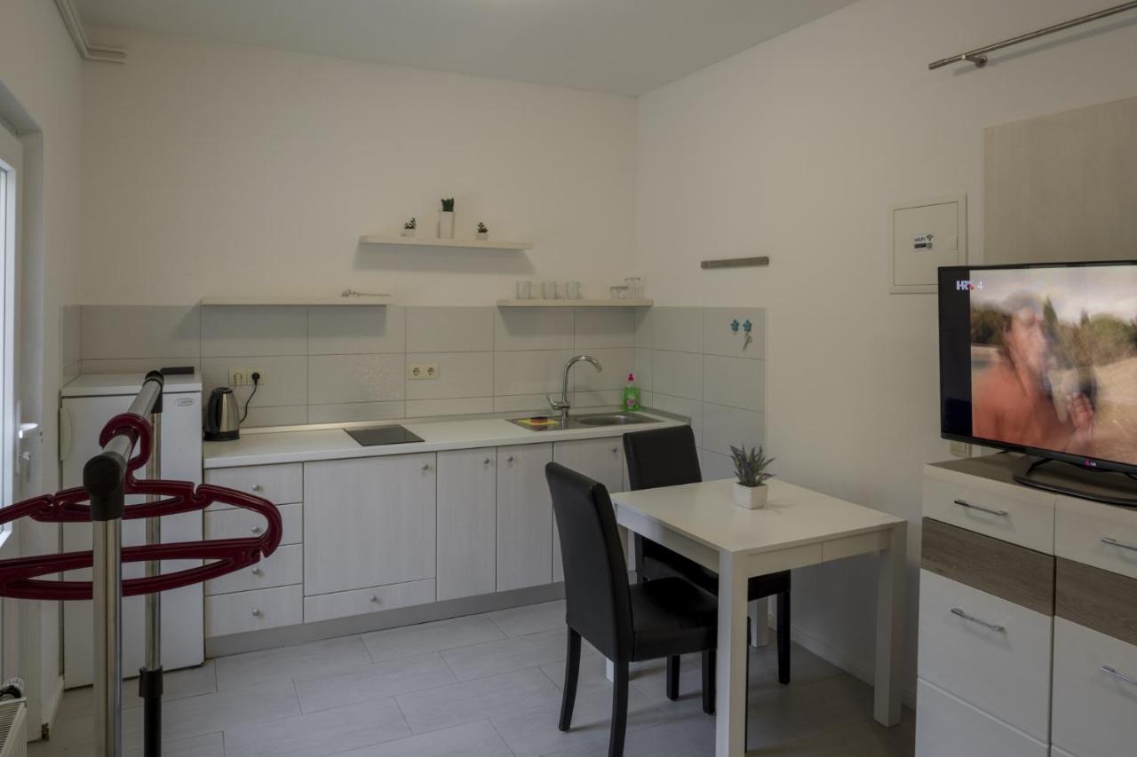 Apartments With A Parking Space Zuljana, Peljesac - 4573 外观 照片