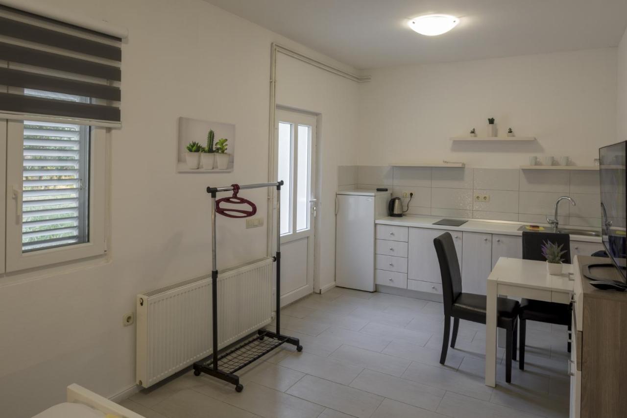 Apartments With A Parking Space Zuljana, Peljesac - 4573 外观 照片