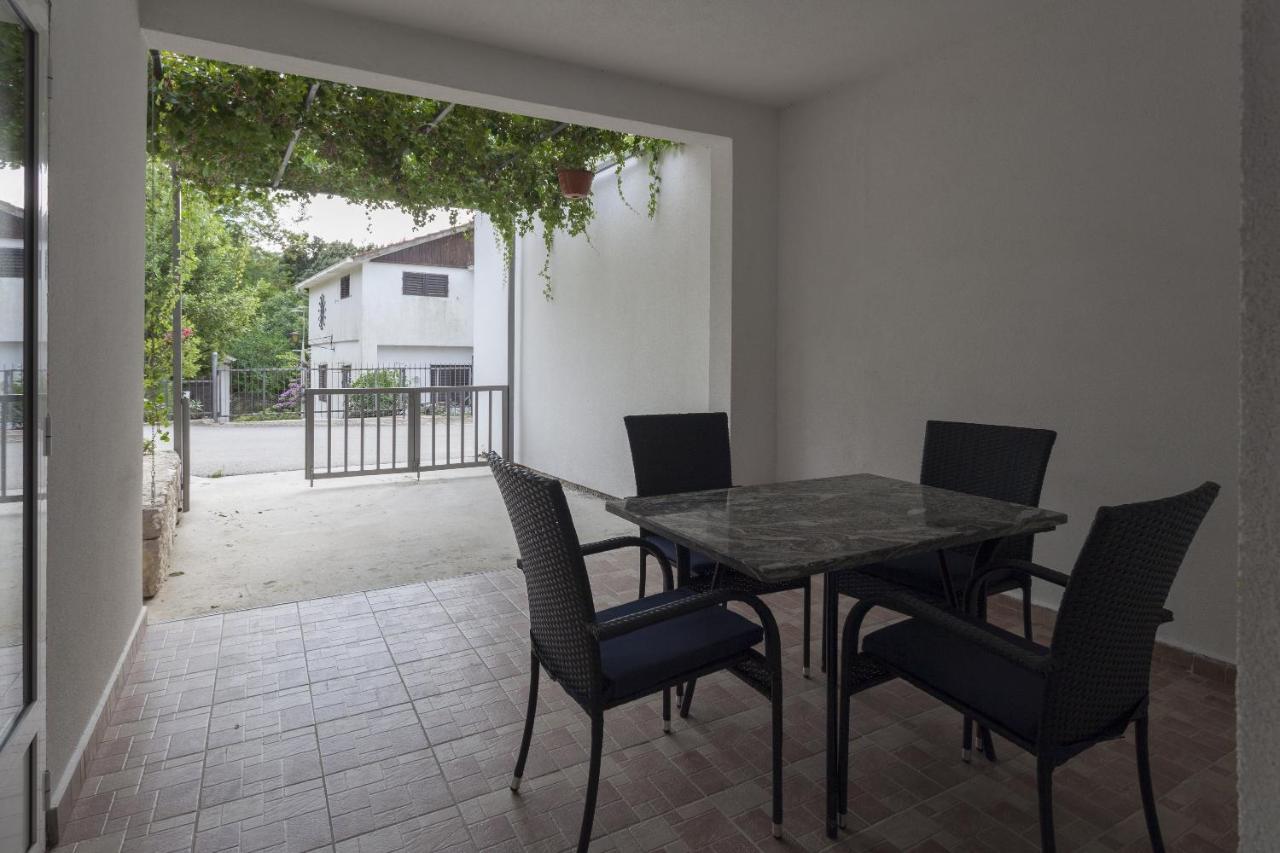 Apartments With A Parking Space Zuljana, Peljesac - 4573 外观 照片
